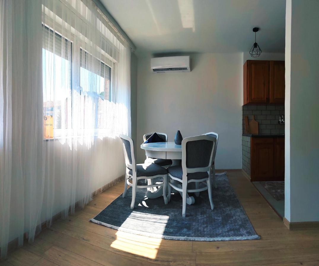 Spacious And Modern Apartment In Town Center Konjic Luaran gambar