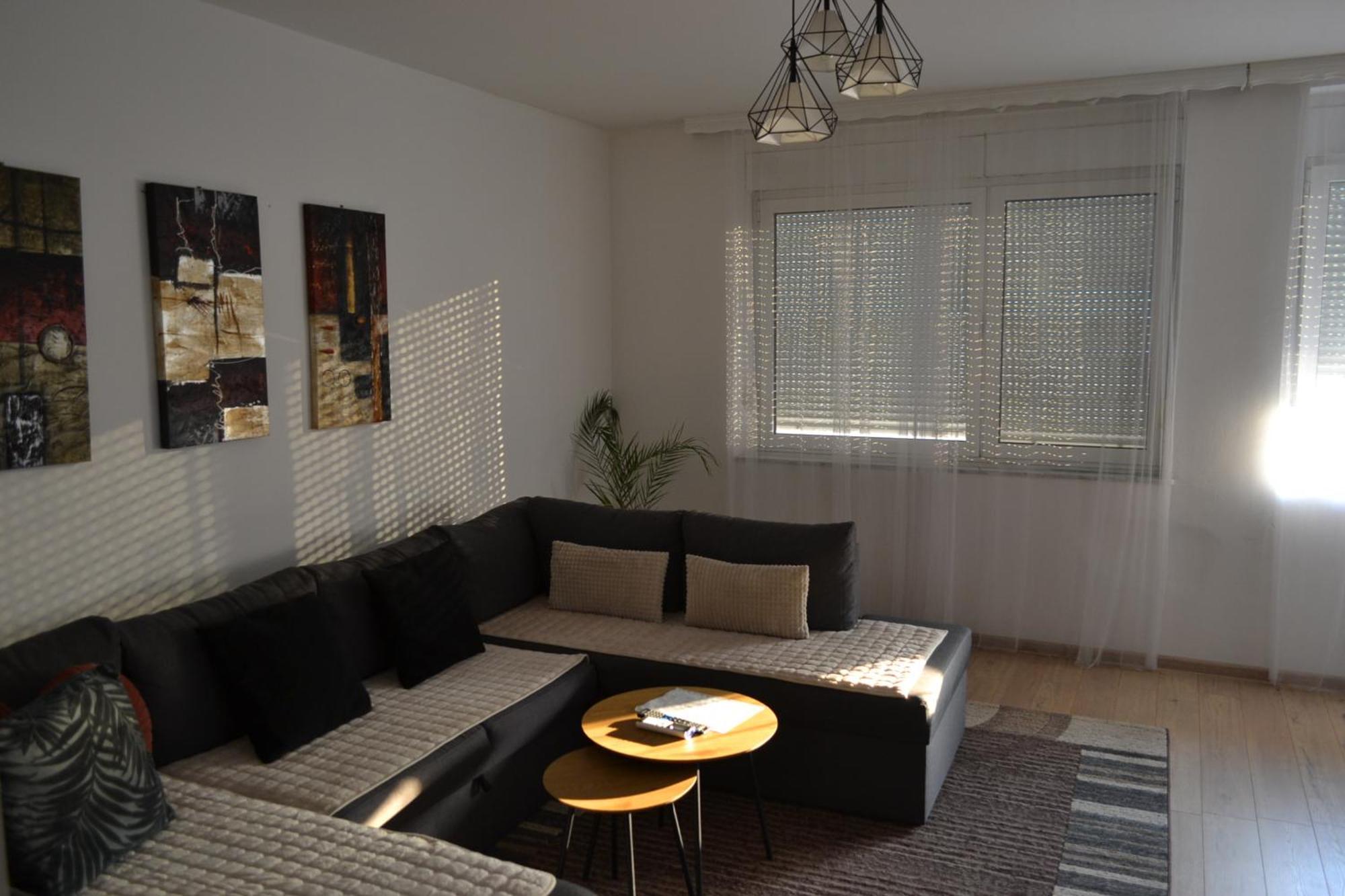 Spacious And Modern Apartment In Town Center Konjic Luaran gambar